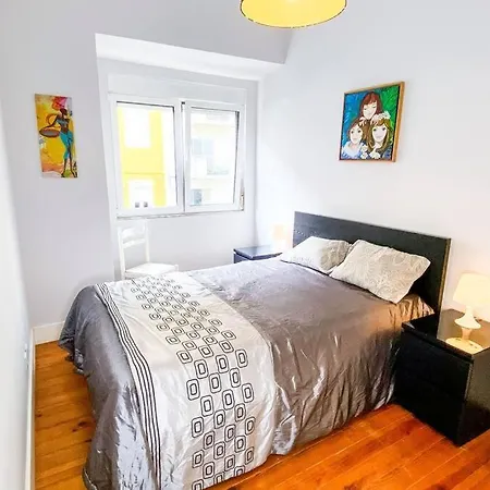 Hu2i - In&out Sete Rios Apartament Lizbona