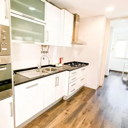Appartement Hu2i - In&out Sete Rios Lissabon